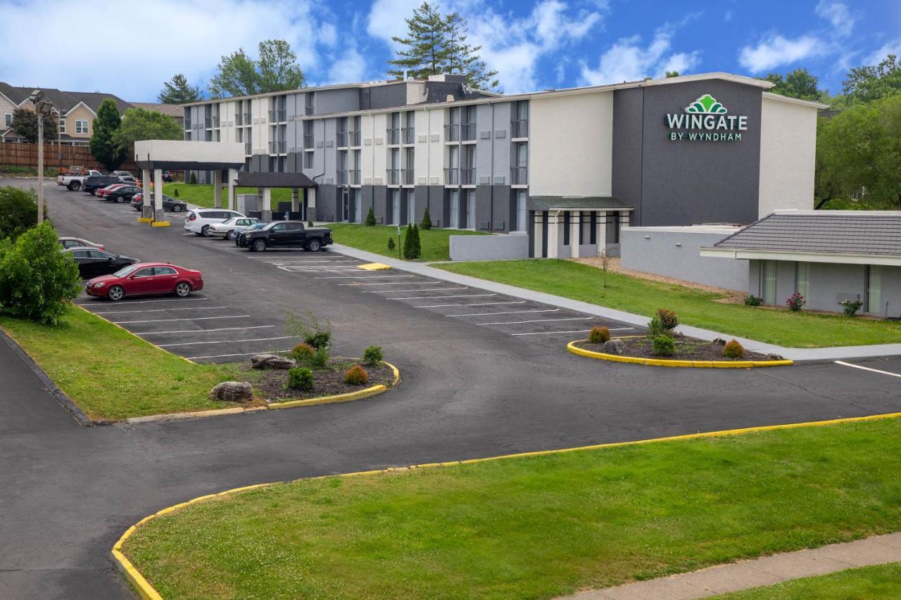 Wingate By Wyndham Bloomington Hotel Екстериор снимка