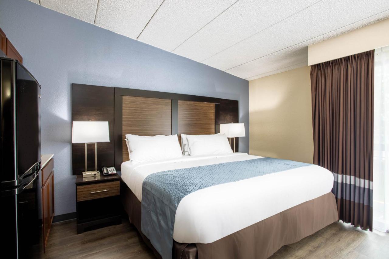 Wingate By Wyndham Bloomington Hotel Екстериор снимка